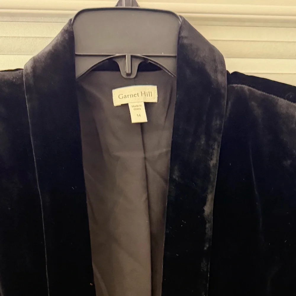 New Garnet Hill Women's Black Velvet Relax fit Blazer sz 14